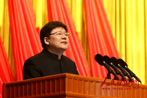 屈庆超委员代表无党派人士发言