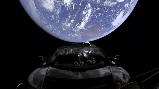 俄航天局不屑SpaceX新火箭:为特斯拉“搞促销”
