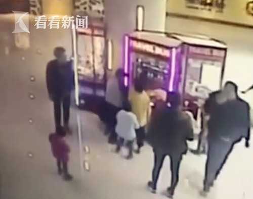 3feb3bf63 afc4 5d[00_00_22][20180301-090144-1]_副本.jpg