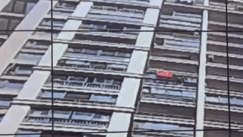 小区新增22只监控全部朝天看 解决高空抛物大问题