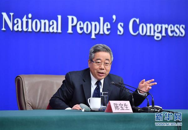 3月16日，十三届全国人大一次会议新闻中心举行记者会，邀请教育部部长陈宝生就“努力让每个孩子都能享有公平而有质量的教育”相关问题回答中外记者提问。这是陈宝生回答记者提问。