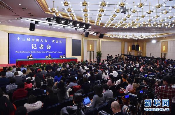 3月16日，十三届全国人大一次会议新闻中心举行记者会，邀请教育部部长陈宝生就“努力让每个孩子都能享有公平而有质量的教育”相关问题回答中外记者提问。