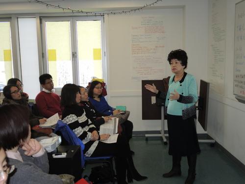 在美国无监护人14岁中国小留学生机场被遣返（图）