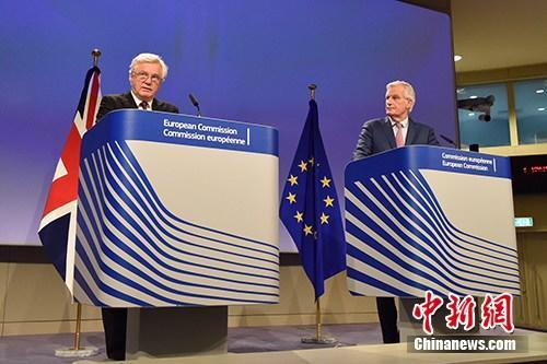 英国脱欧团体疑从剑桥分析公司买数据