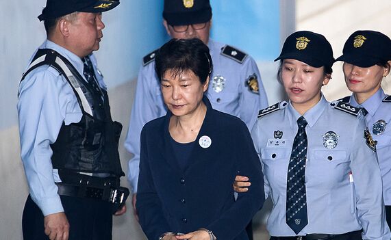 朴槿惠被捕满1年2