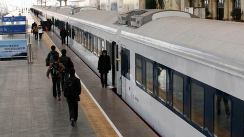 京沪动卧悄然实施浮动票价 价差最大可高达300元