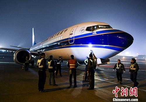 资料图：南航波音737MAX客机。 <a target='_blank' href='http://www.chinanews.com/'>中新社</a>记者 刘新 摄