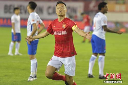 新周期内，中超与球衣赞助商的合作将进一步加强。<a target='_blank' href='http://www.chinanews.com/'>中新社</a>记者 陈骥旻 摄