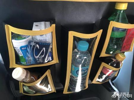 上海出租车里开起便利店司机提成15% 网友吵翻天