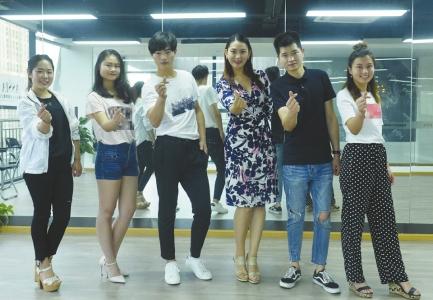 点击进入下一页