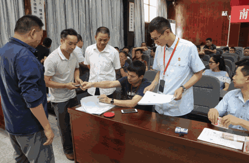 55名工人被福建知名消防企业欠薪 法院讨回230万