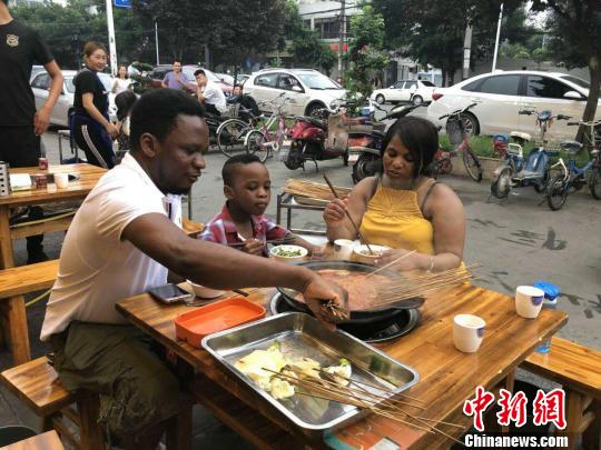 点击进入下一页