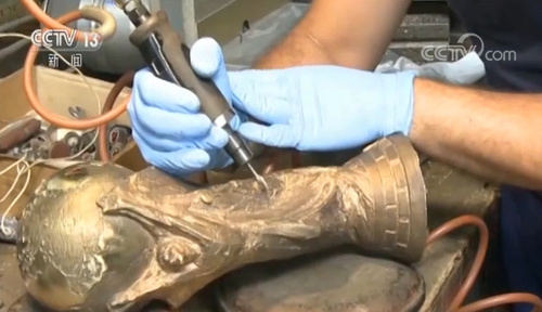 对细节进行精雕