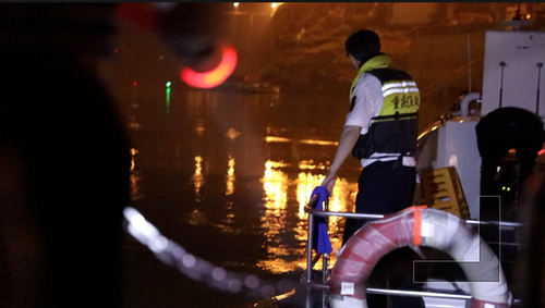 触目惊心!捕鱼者把这它放到水里 上百条鱼瞬间毙命