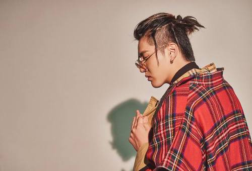 吴亦凡遭诽谤疑似毒瘾发作 状告网友索赔55万