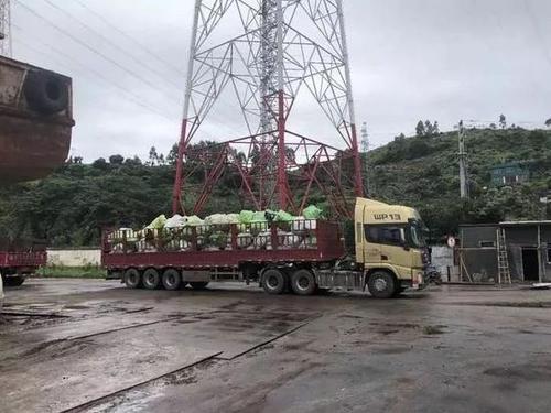 数百吨韩国旧衣偷运进来 你淘到的名牌或暗藏细菌