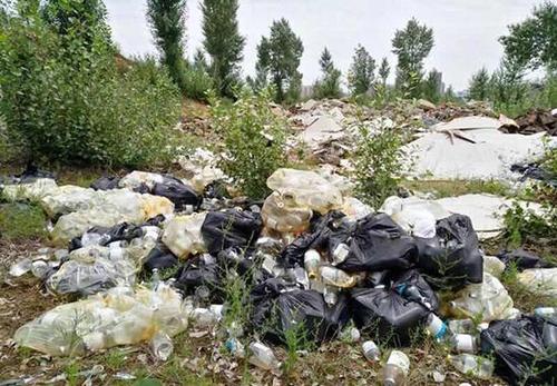 榆林回应水源地旁倒医疗垃圾未致污染 正调查