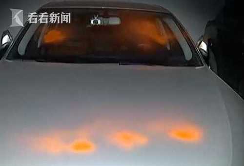 87164ea8a099ab37d6159c94a571590d.jpg 25岁女子连续涂鸦67辆轿车 自称这是“泼墨艺术”