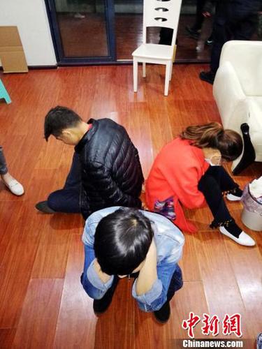 贵阳观山湖警方成功破获一起特大电信诈骗案