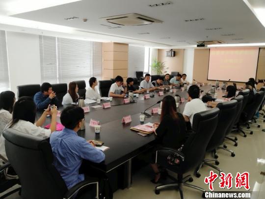 皖港青少年维护权益工作座谈会在安徽合肥举行。张俊 摄