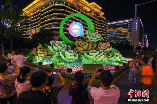 点击进入下一页