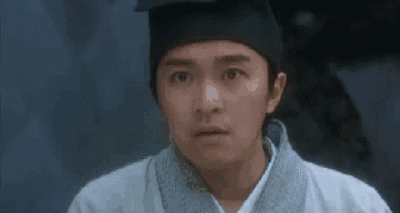 男子砸路虎车偷走一大袋现金 第二天自首:钱太多了