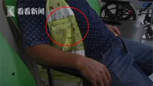 欠费23笔！铁公鸡不愿付1元停车费暴打收费员