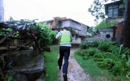 点击进入下一页