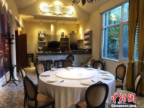 餐厅一楼的包间。　王子涛　摄