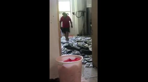 点击进入下一页