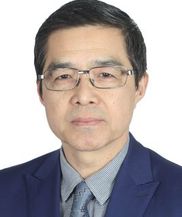 听了在座委员的发言,深受启发和教育