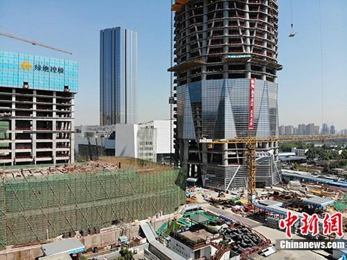 资料图为某在建楼盘。<a target='_blank' href='http://www.chinanews.com/'>中新社</a>记者 张浪 摄