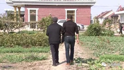 老人仅有800元被掉包成假钞 事情曝光后再度被骗