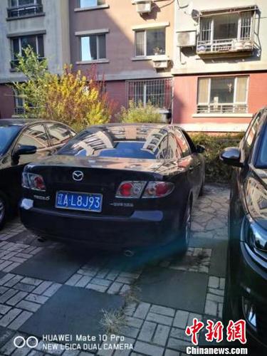 被砸车辆现场照片。沈阳市公安局皇姑分局供图