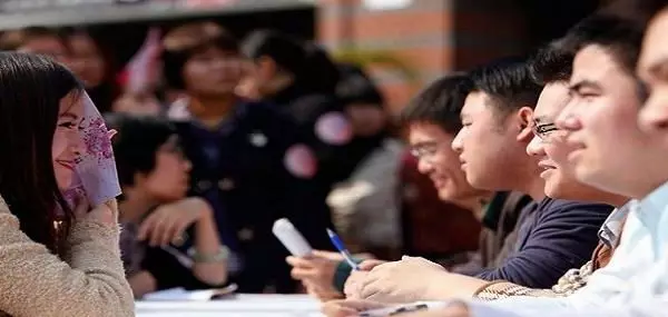 相亲后男子发0.52元红包表白 遭拒嘲讽女方太市侩