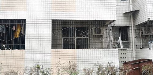 少女宿舍遇害:凶手曾表白遭拒自残 被批评后认错