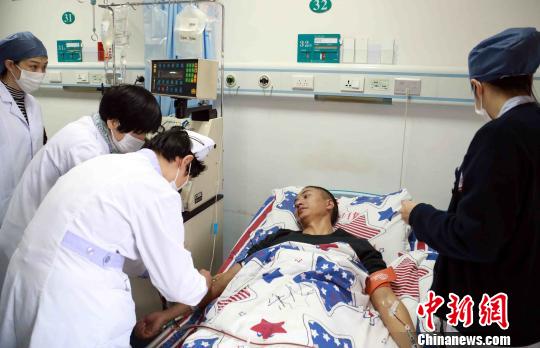 武警战士捐献造血干细胞传递“生命火种”
