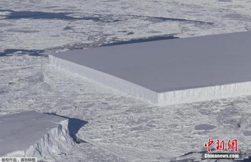 当地时间2018年10月16日,美国国家航天航空局(NASA)科学家近日在南极半岛东海岸拉森C冰架附近发现了一座巨型矩形冰山。这座冰山棱角分明,外观看起来异常的整齐,被称为“桌状冰山”。NASA的专家认为,这座冰山可能是最近从拉森C冰架上脱离的。 点击进入下一页