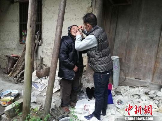 点击进入下一页