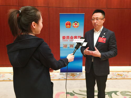 曹志伟1