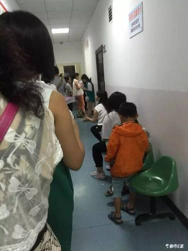 贵州推最严养狗新规:不清理狗便罚500,伤人罚3万