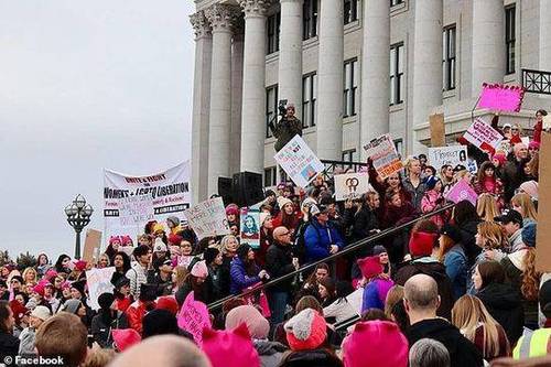 男子计划袭击女性被拘 只因不满自己27岁仍是处男