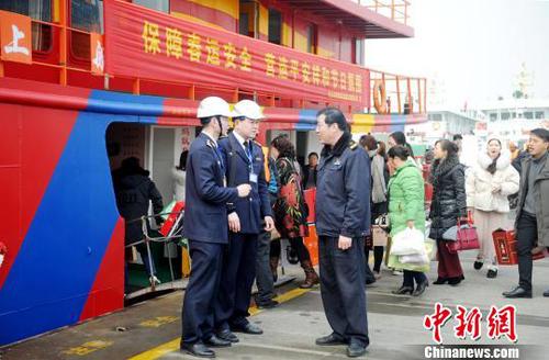 图为监管现场。 华志波 摄 图为监管现场。 华志波 摄