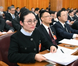 全国人大代表王萌萌：关注乡村人才振兴