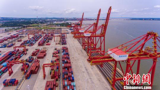 今年前两个月海南外贸进出口成倍增长