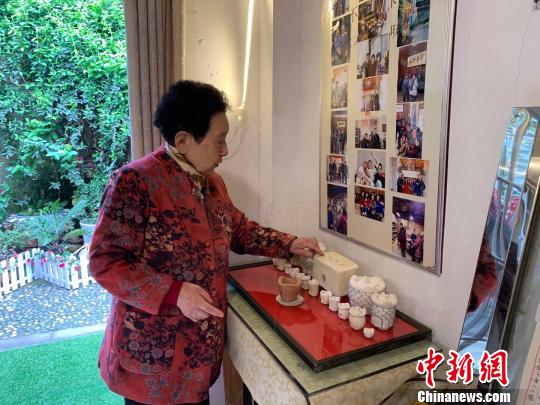 武汉“泥炉王”家中建起博物馆记录炉具历史变迁
