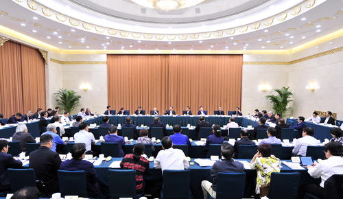 5月14日，全国政协在京召开“创新驱动发展”专题协商会，中共中央政治局常委、全国政协主席汪洋出席并讲话。图为“创新驱动发展”专题协商会分组讨论会会场。