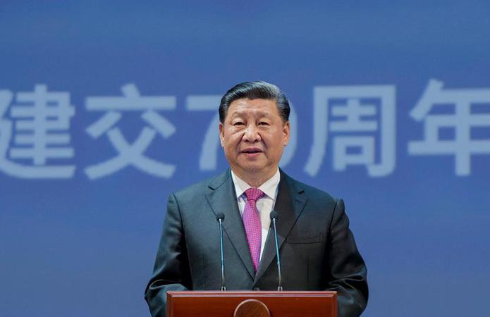 习近平和俄罗斯总统普京共同出席中俄建交70周年纪念大会并观看文艺演出