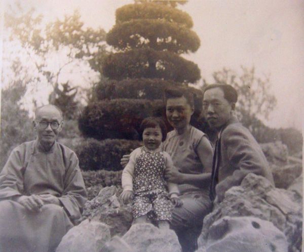 陆质雅一家