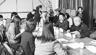     本报记者李宏深入浙江宁波采访“红帮”裁缝的百年历史。